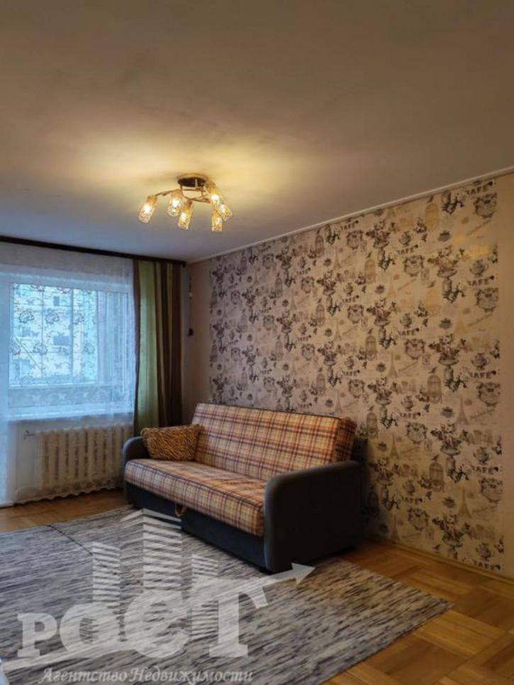 1-комн квартира Ватутина, 14