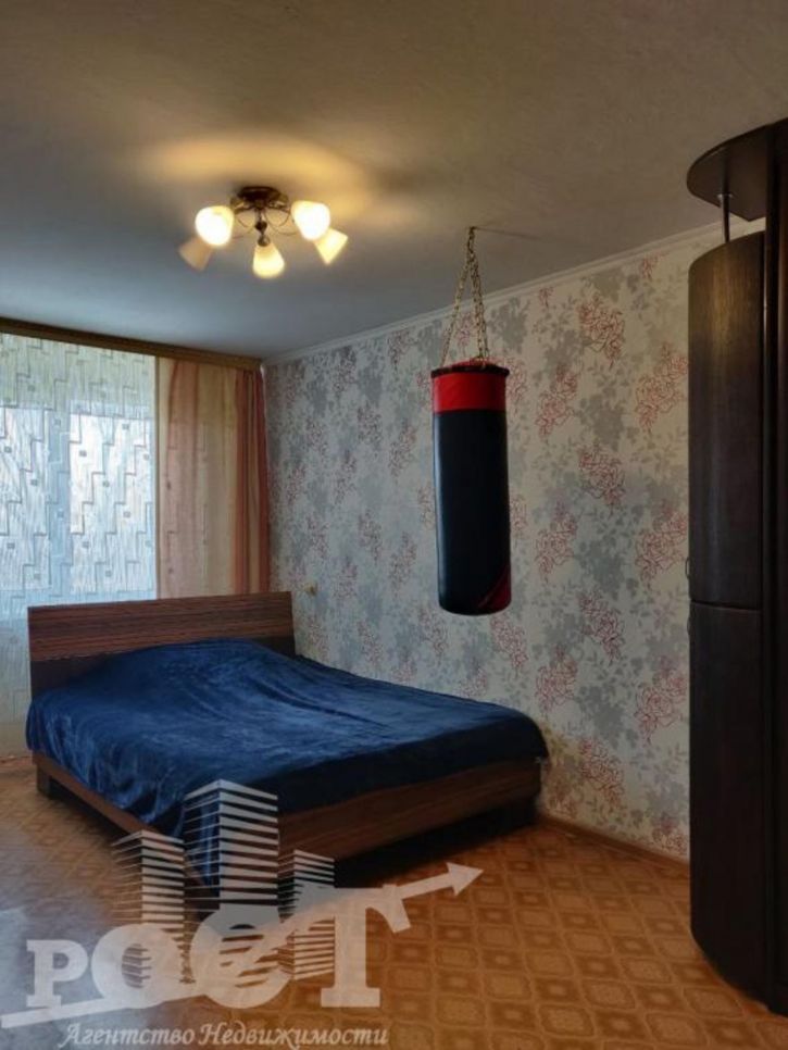 3-комн квартира Ворошилова, 30