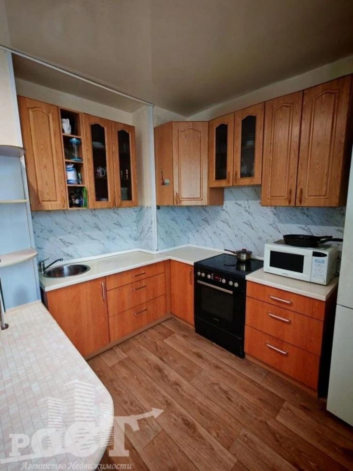 3-комн квартира Котовского, 13