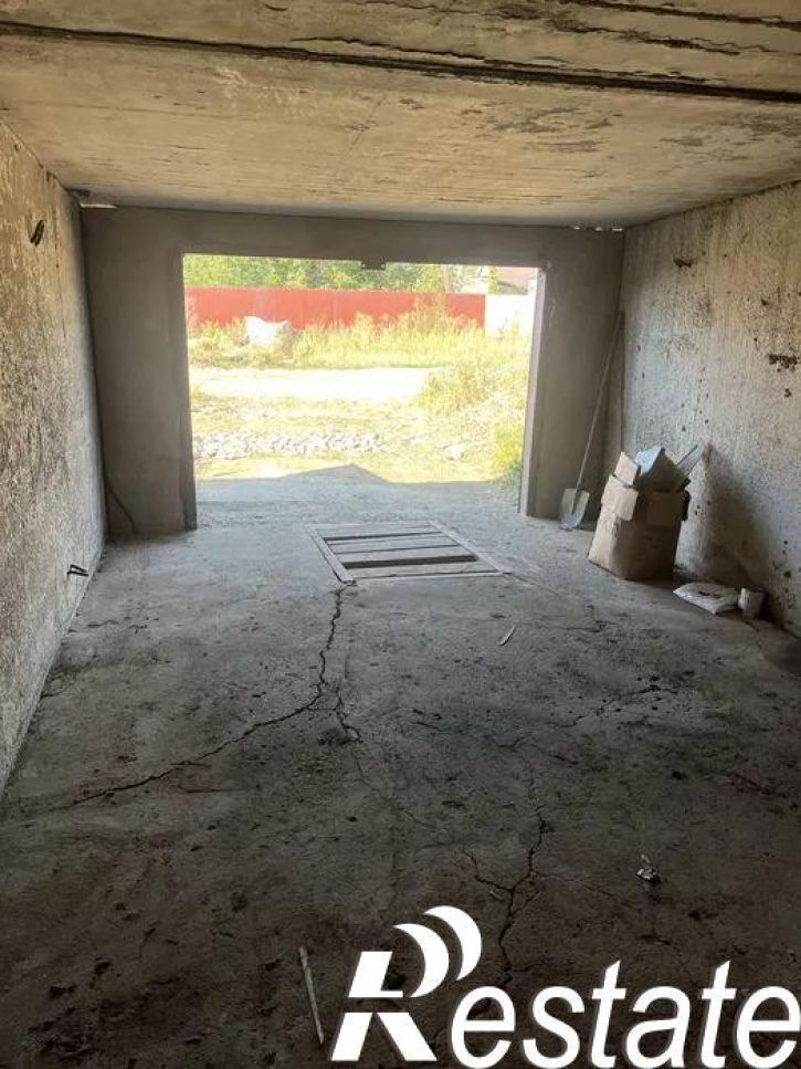Гараж/парковка Артём, ул. Ворошилова, 25