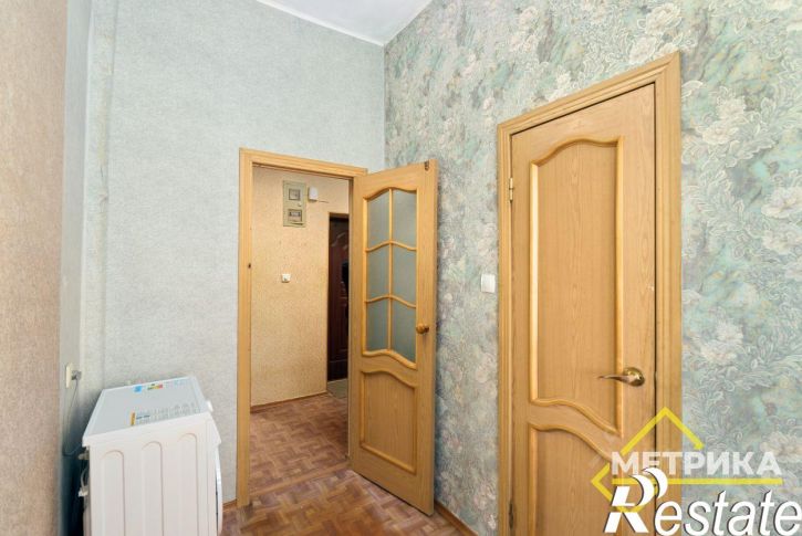 2-комн квартира улица Дзержинского, 20,  д. 20