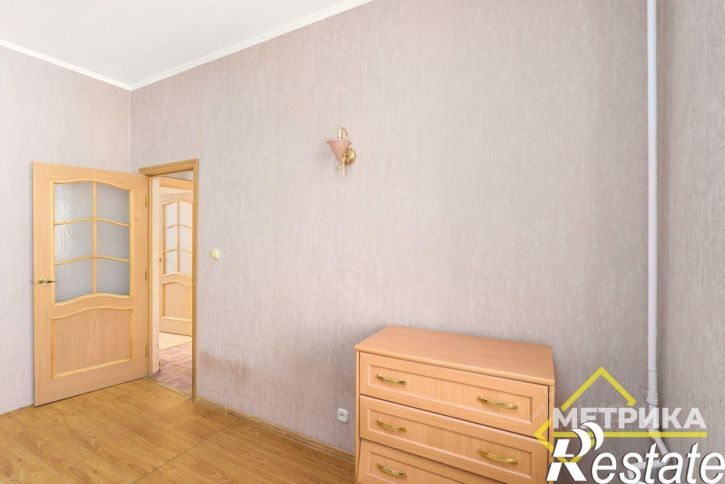 2-комн квартира улица Дзержинского, 20,  д. 20