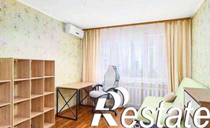 2-комн квартира улица Кирова, 74/1,  д. 74/1