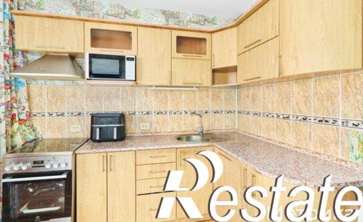 2-комн квартира улица Кирова, 74/1,  д. 74/1